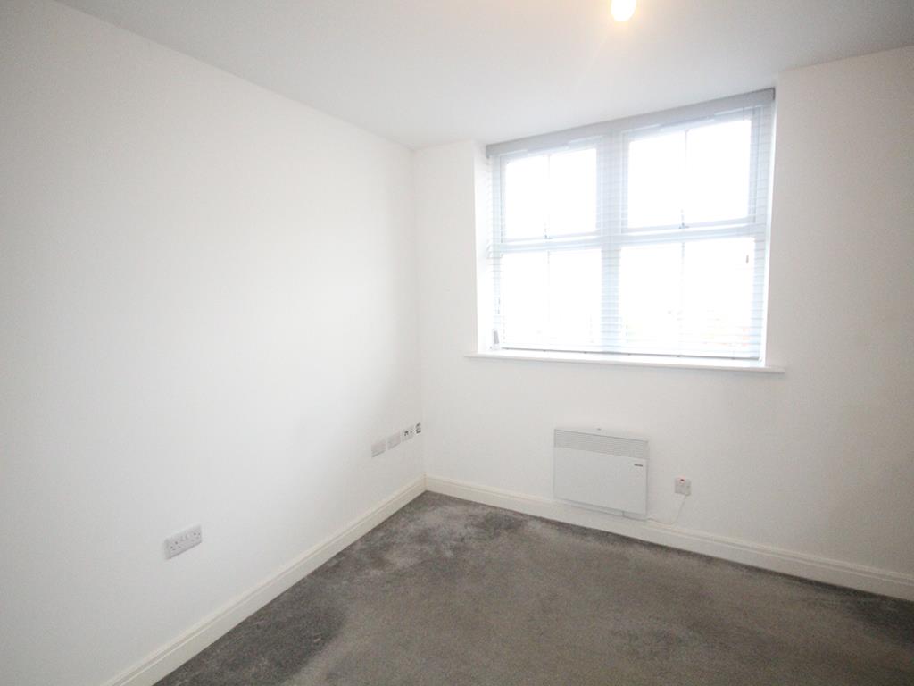 1 bedroom apartment To Let in Earby - IMG_7951.jpg